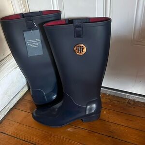 Blue Waterproof Rain Boots, Stay Fashionable and Dry. Brand New